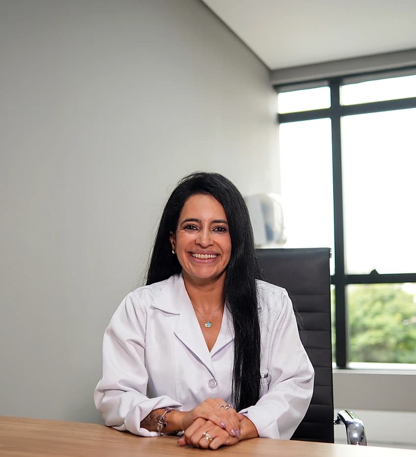 Dra. Juliana Olavo